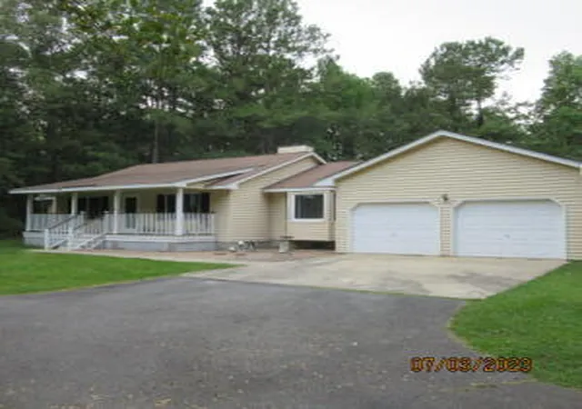 1st image of 302 Summerset Ln, Summerville, SC 29483 | MLS# 26018246