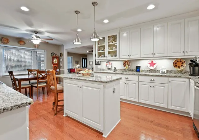 3rd image of 302 Summerset Ln, Summerville, SC 29483 | MLS# 26018246