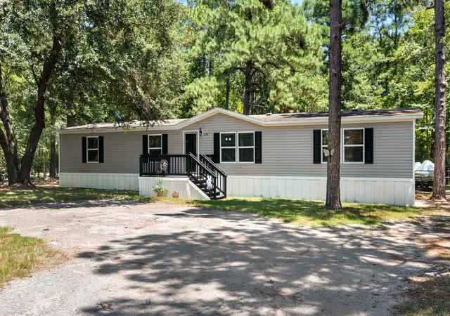Photo 1 of Manufactured home for sale at 470 Pauline Dr, Bonneau, SC 29431 | MLS# 26019839 | Listing updated on 2026-09-03