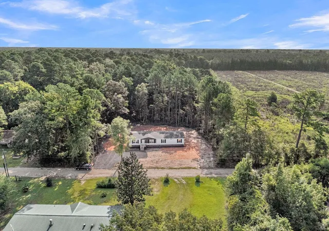 Photo 3 of Manufactured home for sale at 552 Selena Cir, Holly Hill, SC 29059 | MLS# 26023205 | Listing updated on 2026-10-08