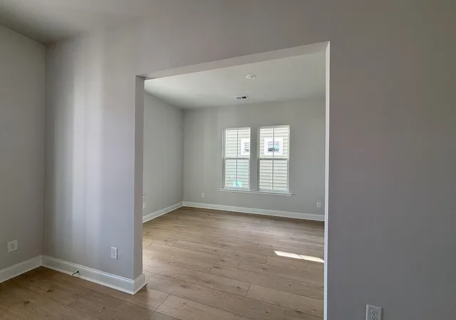 3rd image of 997 Scotch Bonnet Wy, Summerville, SC 29485 | MLS# 26012824