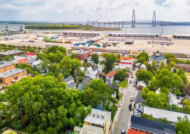 2nd image of 20 Amherst St #Apt B, Charleston, SC 29403 | MLS# 26015545
