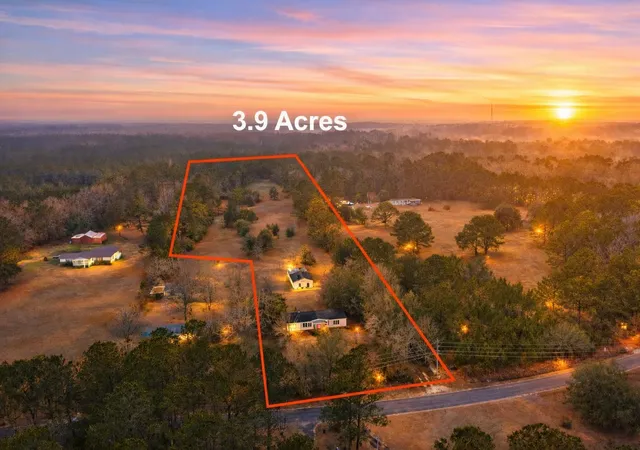 Homes for sale in Cottageville, SC | 5159 Red Oak Rd, Cottageville, SC 29435 | MLS# 26015801