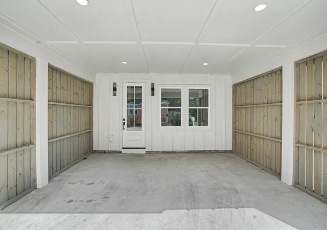 3rd image of 2016 Comstock Ave, North Charleston, SC 29405 | MLS# 26016316