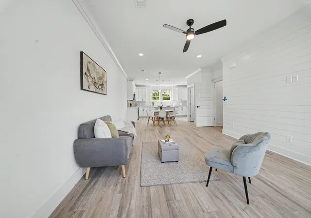 5th image of 2016 Comstock Ave, North Charleston, SC 29405 | MLS# 26016316
