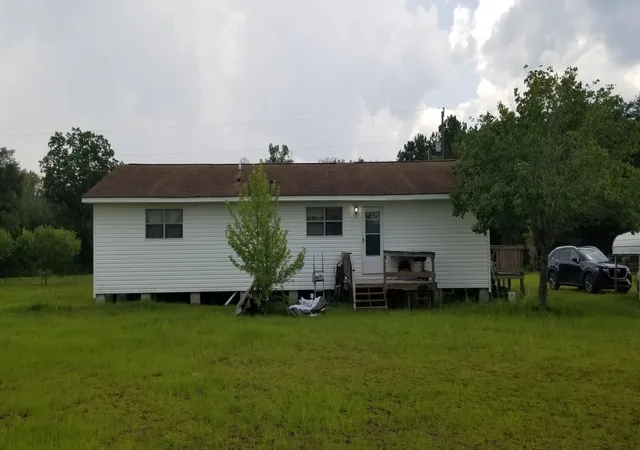 Homes for sale in Walterboro, SC | 482 Stanley Ave, Walterboro, SC 29488 | MLS# 26018522