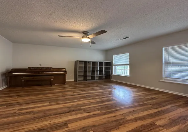 3rd image of 5059 Thornton Dr, Summerville, SC 29485 | MLS# 26018179
