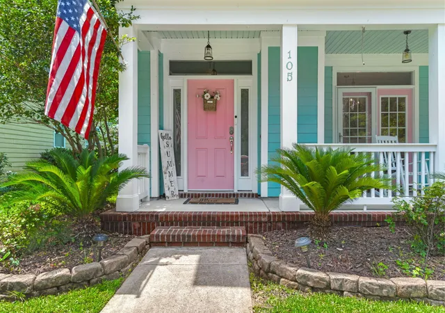 Photo 3 of Single family home for sale at 105 Trillium Ave, Summerville, SC 29483 | MLS# 26017610 | Listing updated on 2026-10-06
