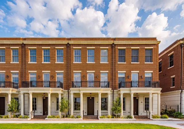 1st image of 368 Broad St, Charleston, SC 29401 | MLS# 26021772