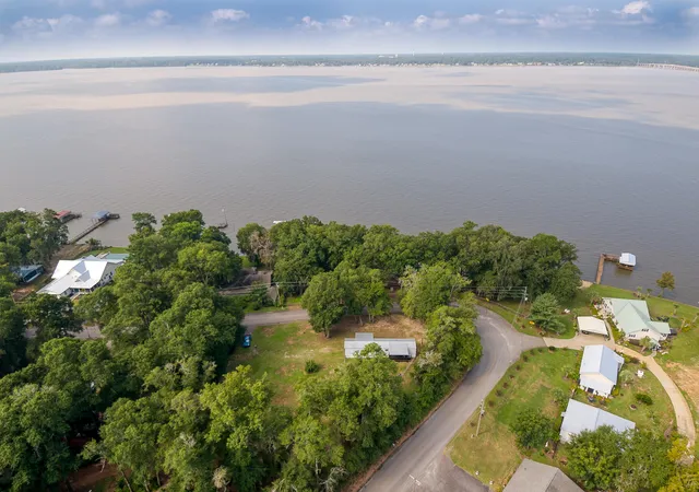 Photo 3 of Manufactured home for sale at 2133 Princess Pond Rd, Summerton, SC 29148 | MLS# 26021945 | Listing updated on 2026-08-19