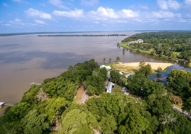 Photo 5 of Manufactured home for sale at 2133 Princess Pond Rd, Summerton, SC 29148 | MLS# 26021945 | Listing updated on 2026-08-19