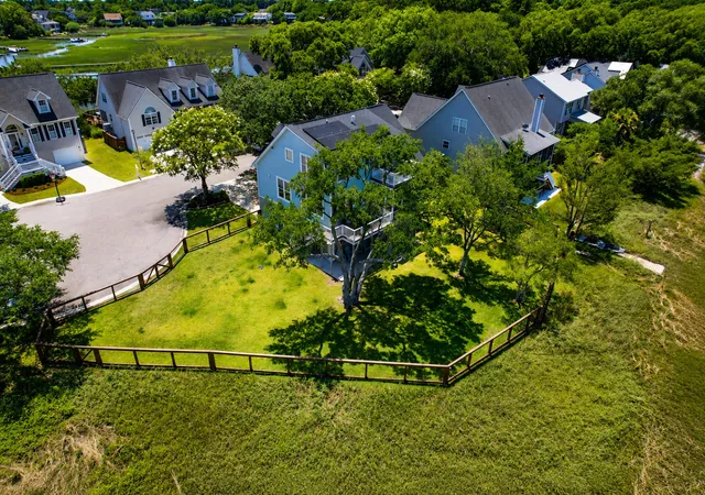 Photo 3 of Single family home for sale at 1463 Harborsun Dr, Charleston, SC 29412 | MLS# 26020598 | Listing updated on 2026-08-30