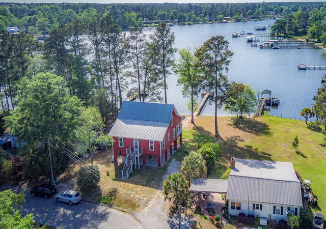 Photo 1 of Single family home for sale at 1296 Levi St, Manning, SC 29102 | MLS# 26012087 | Listing updated on 2026-08-13