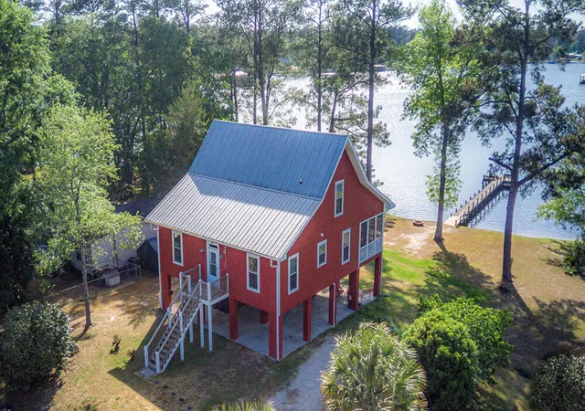 Photo 2 of Single family home for sale at 1296 Levi St, Manning, SC 29102 | MLS# 26012087 | Listing updated on 2026-08-13