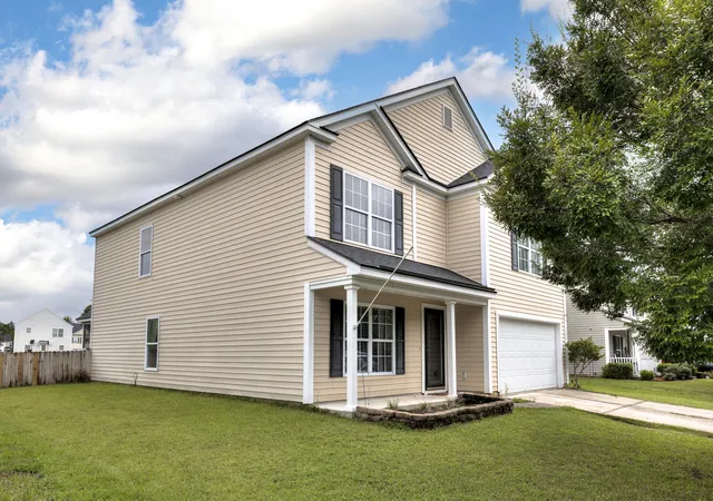 Photo 2 of Sale Pending at 1255 Wild Goose Trl, Summerville, SC 29483 | MLS# 25023010 | Listing updated on 2026-08-28