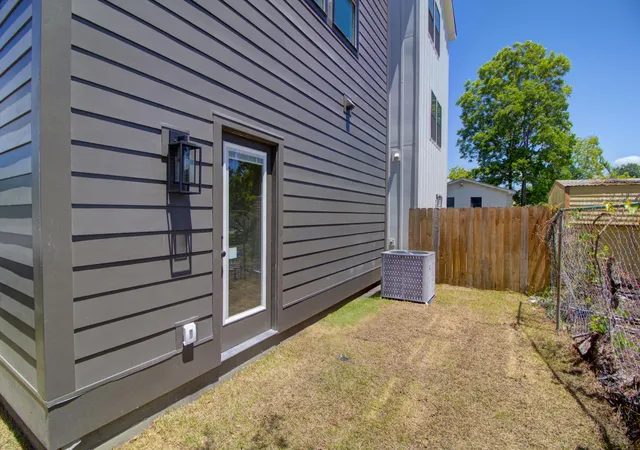 4th image of 2009 Arbutus Ave, Charleston, SC 29405 | MLS# 26013215