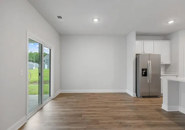 Photo 4 of Sale Pending at 176 Broadstone Dr, Summerville, SC 29486 | MLS# 26006635 | Listing updated on 2026-09-28