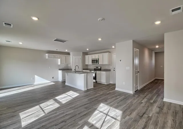 3rd image of 107 Jinks St, Yemassee, SC 29945 | MLS# 26016223