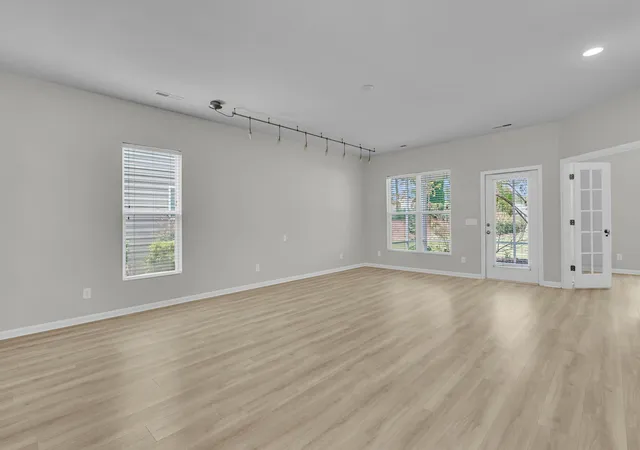 Photo 3 of Single family home for sale at 407 Waterlily Way, Summerville, SC 29486 | MLS# 26022351 | Listing updated on 2026-09-02