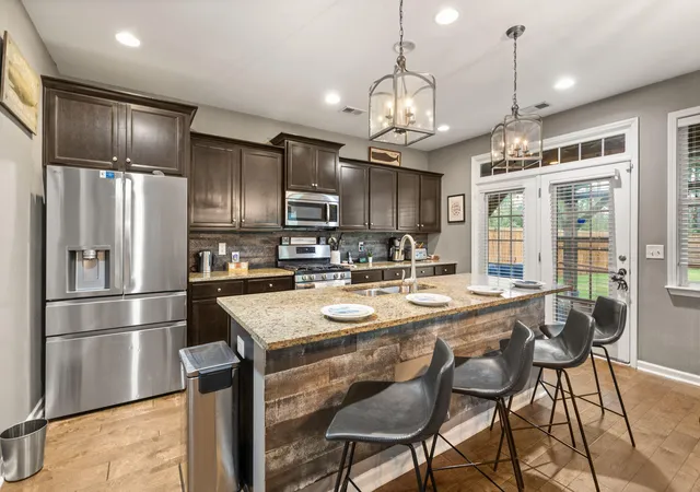 Photo 3 of Single family home for sale at 430 Abelia Ln, Summerville, SC 29486 | MLS# 26021916 | Listing updated on 2026-08-15