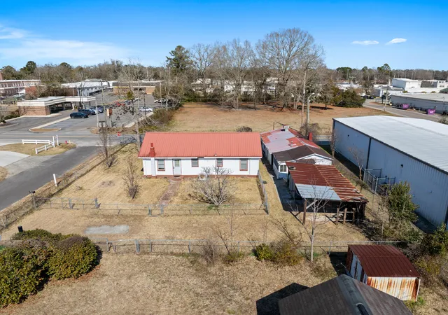 Photo 3 of Single family home for sale at 309 Heatley St, Moncks Corner, SC 29461 | MLS# 26006022 | Listing updated on 2026-09-29