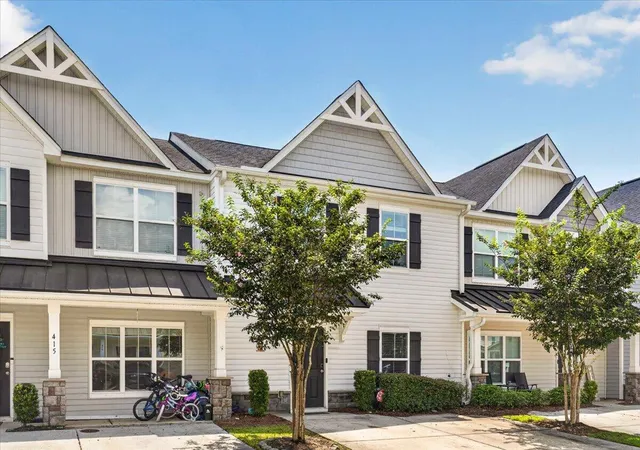 Photo 3 of Townhouse for sale at 417 Viceroy, Goose Creek, SC 29445 | MLS# 26022787 | Listing updated on 2026-10-05