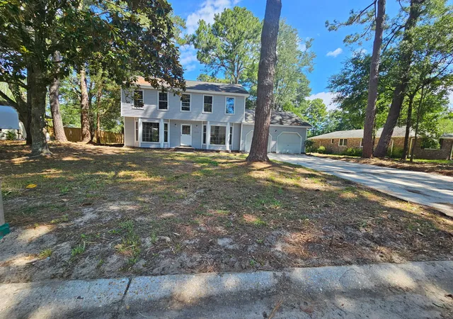 2nd image of 688 Pelzer Dr, Mount Pleasant, SC 29464 | MLS# 26018958