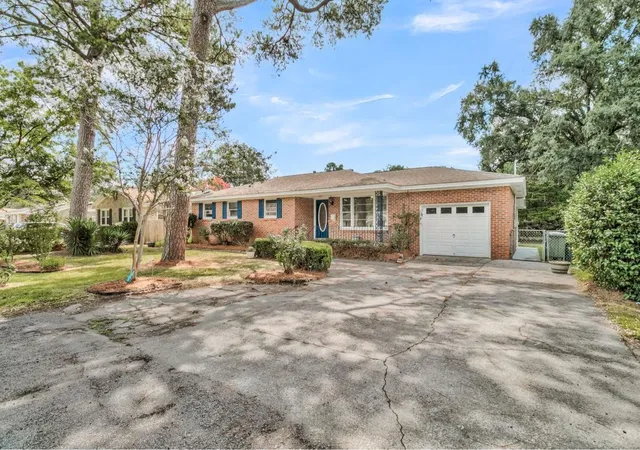 Homes for sale in Hanahan, SC | 5937 Willard Dr, Hanahan, SC 29410 | MLS# 26019072