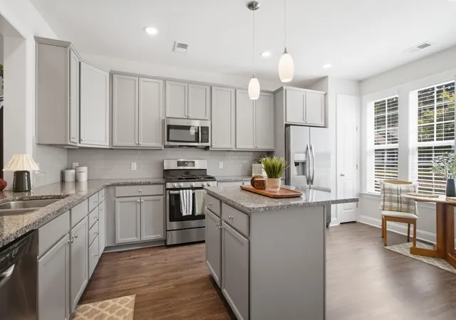 Photo 2 of Single family home for sale at 1098 Old Field Dr, Summerville, SC 29483 | MLS# 26024488 | Listing updated on 2026-09-17
