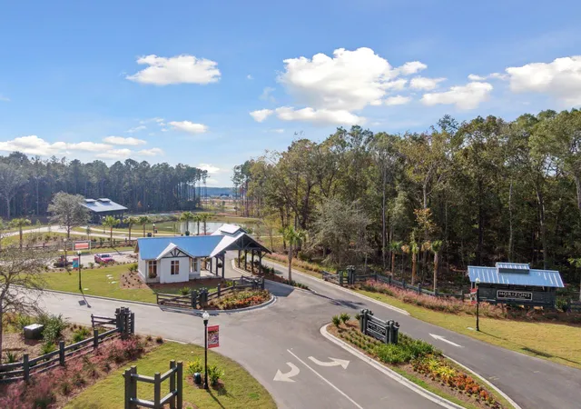 Photo 4 of Sale Pending at 1108 Razor Clam Way, Summerville, SC 29485 | MLS# 26021654 | Listing updated on 2026-09-18