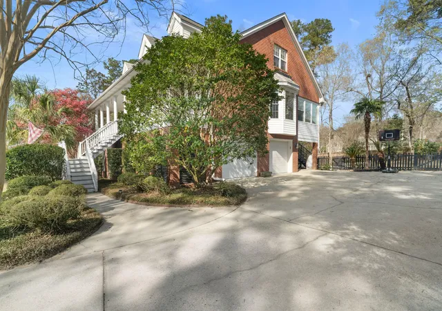 3rd image of 4285 Club Course Dr, North Charleston, SC 29420 | MLS# 26016364