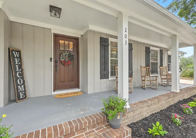 5th image of 203 Shaftesbury Ln, Summerville, SC 29485 | MLS# 26015909