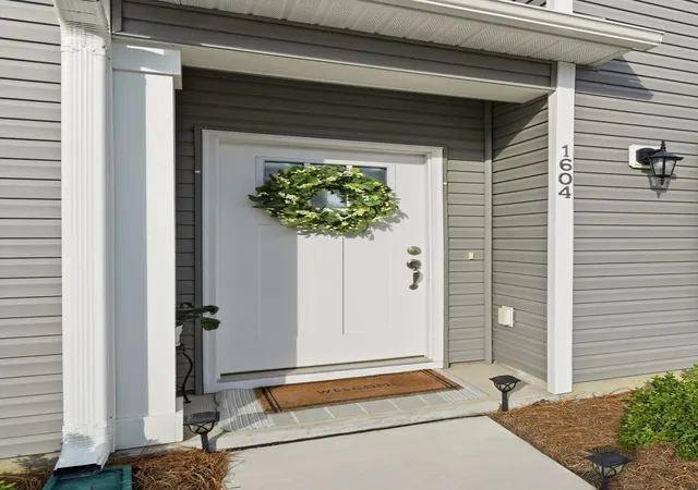 Photo 3 of Townhouse for sale at 1604 Twin Rivers Dr, Charleston, SC 29492 | MLS# 26022516 | Listing updated on 2026-08-18