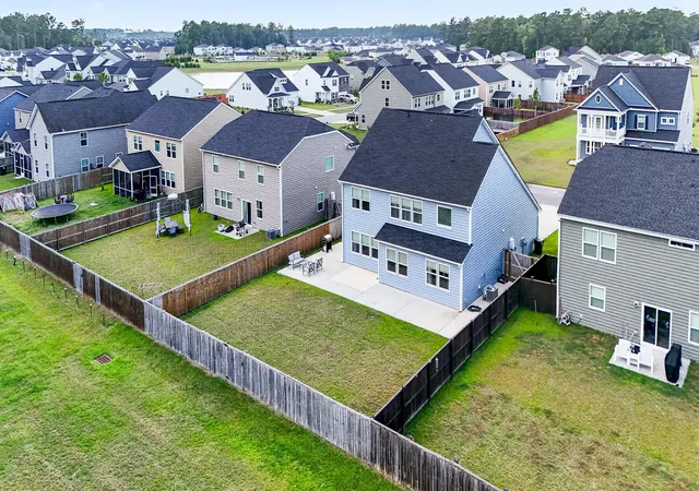 Photo 3 of Single family home for sale at 609 Squire Pope Rd, Summerville, SC 29486 | MLS# 26022057 | Listing updated on 2026-09-18