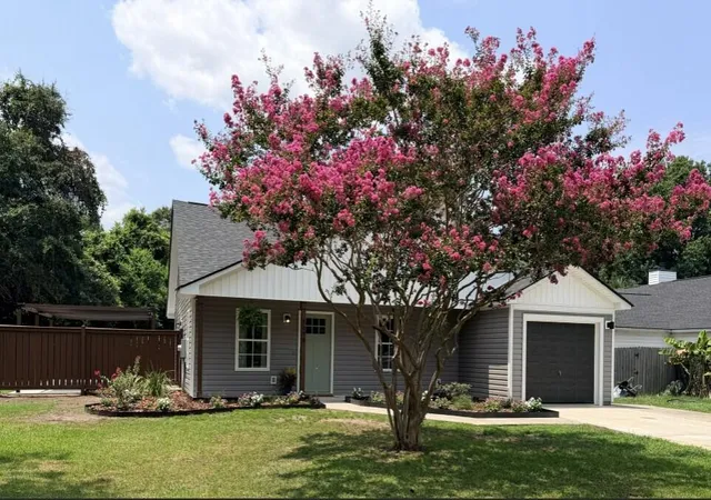 Photo 2 of Single family home for sale at 1179 Landsdowne, Charleston, SC 29412 | MLS# 26021848 | Listing updated on 2026-09-08