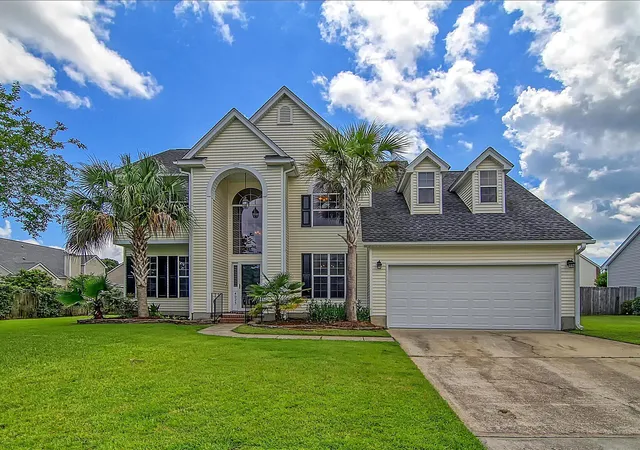 Photo 1 of Single family home for sale at 4025 Laurelwood Dr, Charleston, SC 29414 | MLS# 26020138 | Listing updated on 2026-09-16