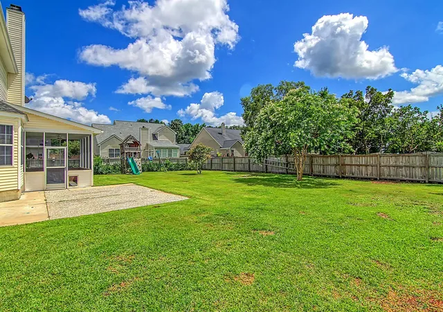 Photo 3 of Single family home for sale at 4025 Laurelwood Dr, Charleston, SC 29414 | MLS# 26020138 | Listing updated on 2026-09-16