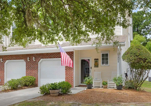 Homes for sale in Johns Island, SC | 1268 Fenwick Plantation Rd, Johns Island, SC 29455 | MLS# 26015576