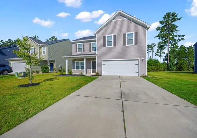Photo 3 of Single family home for sale at 143 Lucca Dr, Summerville, SC 29486 | MLS# 26023995 | Listing updated on 2026-09-14
