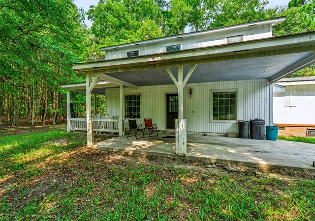 Photo 3 of Single family home for sale at 7693 White Point Rd, Hollywood, SC 29449 | MLS# 26021671 | Listing updated on 2026-08-21