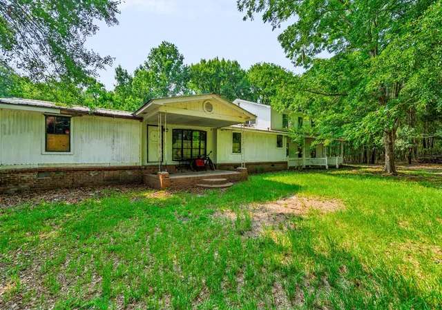 Photo 4 of Single family home for sale at 7693 White Point Rd, Hollywood, SC 29449 | MLS# 26021671 | Listing updated on 2026-08-21