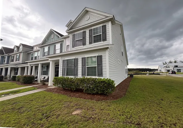 Photo 2 of Townhouse for sale at 600 Ravensridge Ln, Moncks Corner, SC 29461 | MLS# 26024159 | Listing updated on 2026-09-28