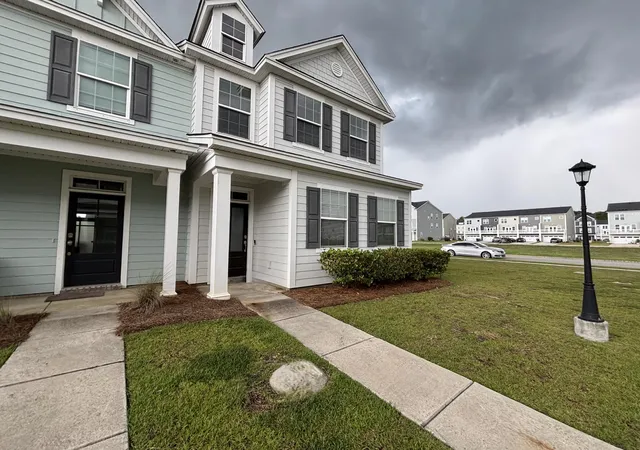 Photo 3 of Townhouse for sale at 600 Ravensridge Ln, Moncks Corner, SC 29461 | MLS# 26024159 | Listing updated on 2026-09-28