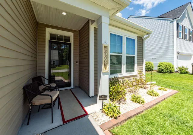 Photo 3 of Single family home for sale at 1511 Sanborll Landing Dr, Ladson, SC 29456 | MLS# 26019160 | Listing updated on 2026-08-30