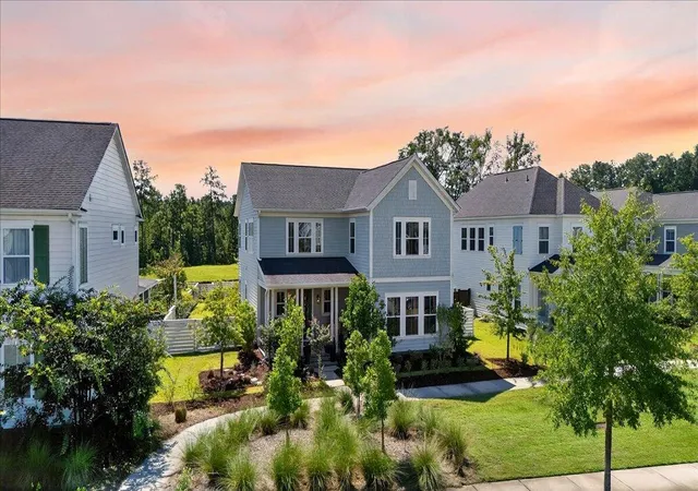 Homes for sale in Summerville, SC | 285 Great Lawn Dr, Summerville, SC 29486 | MLS# 26018964