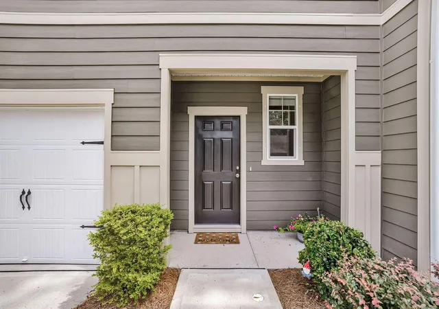 Photo 3 of Townhouse for sale at 8410 Hidden Bakers Tr, North Charleston, SC 29418 | MLS# 26009986 | Listing updated on 2026-09-18