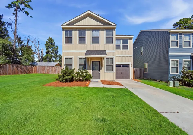 Single family home for sale at 1031 Berry Patch Cir, Summerville, SC 29485 | MLS# 26029384