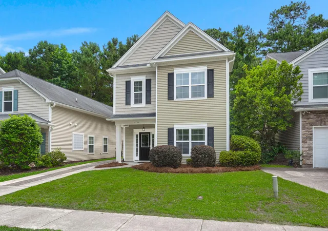 Homes for sale in Johns Island, SC | 1752 Towne St, Johns Island, SC 29455 | MLS# 26018211