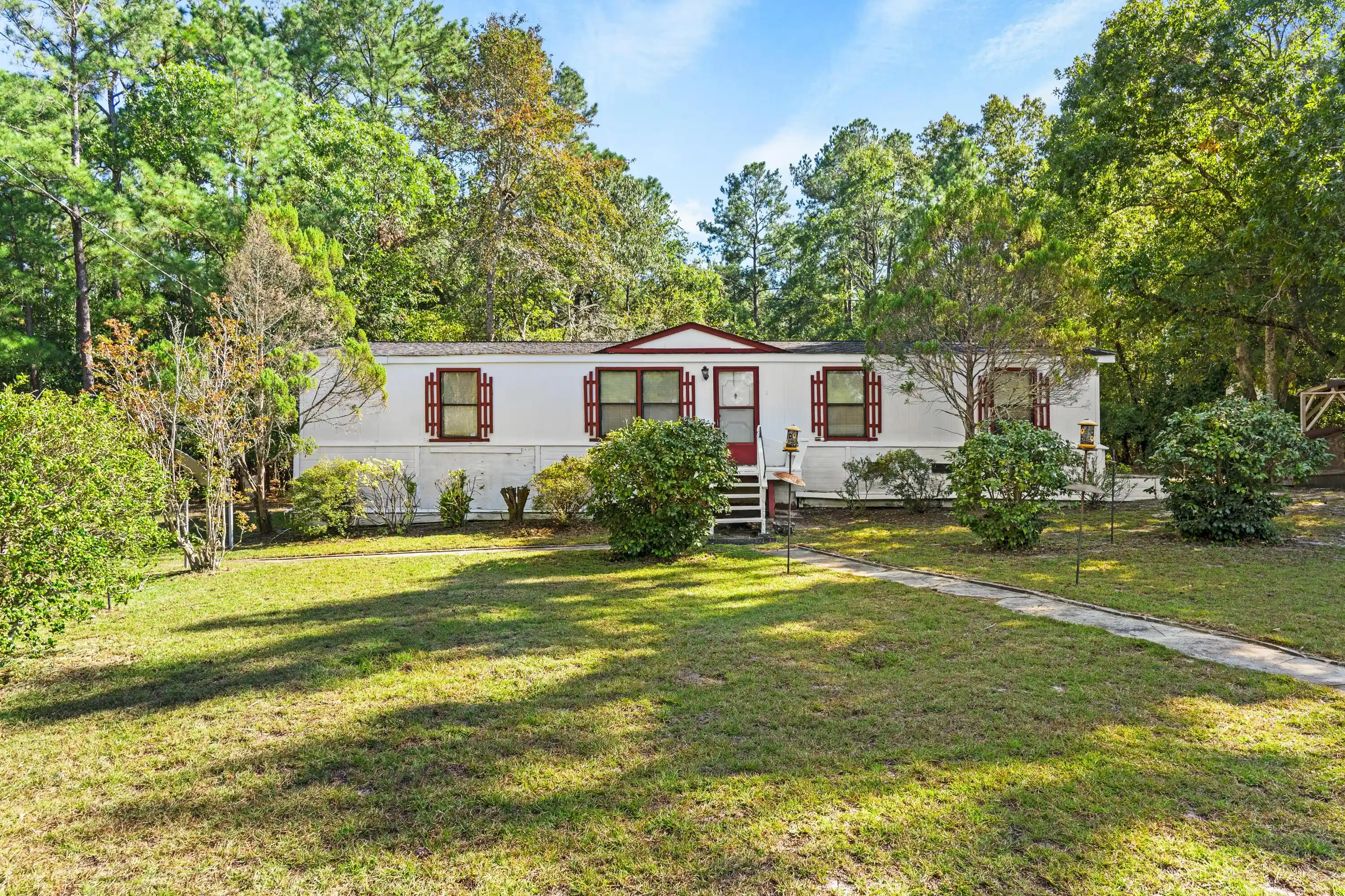 Single family home for sale at 144 Lakeway Dr, Saint Matthews, SC 29135 | MLS# 26028167