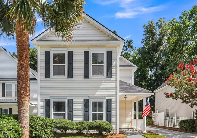 Homes for sale in Summerville, SC | 136 Saint Phillips Row, Summerville, SC 29485 | MLS# 26019163